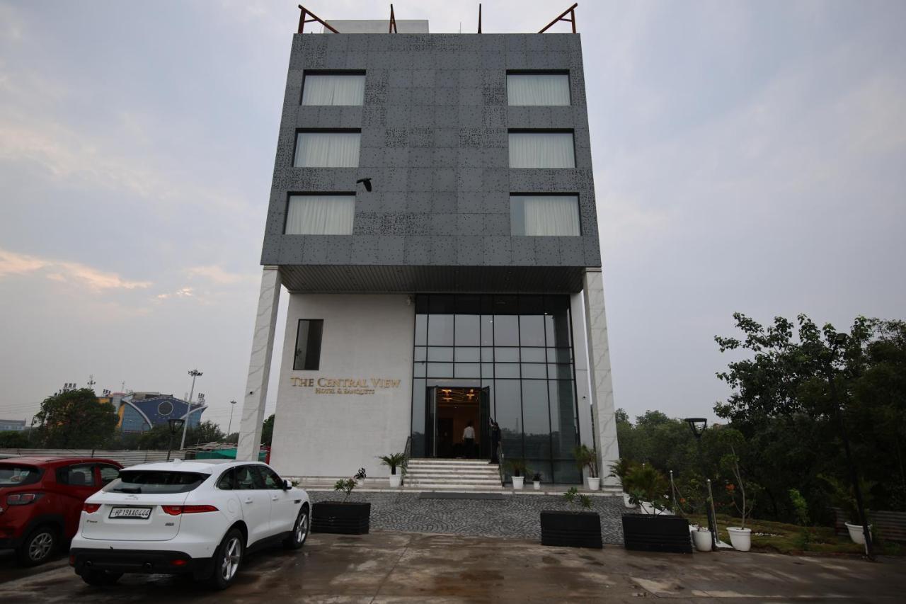 The Central View Faridabad Exterior foto