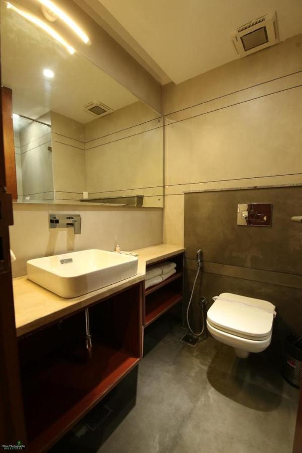 The Central View Faridabad Exterior foto